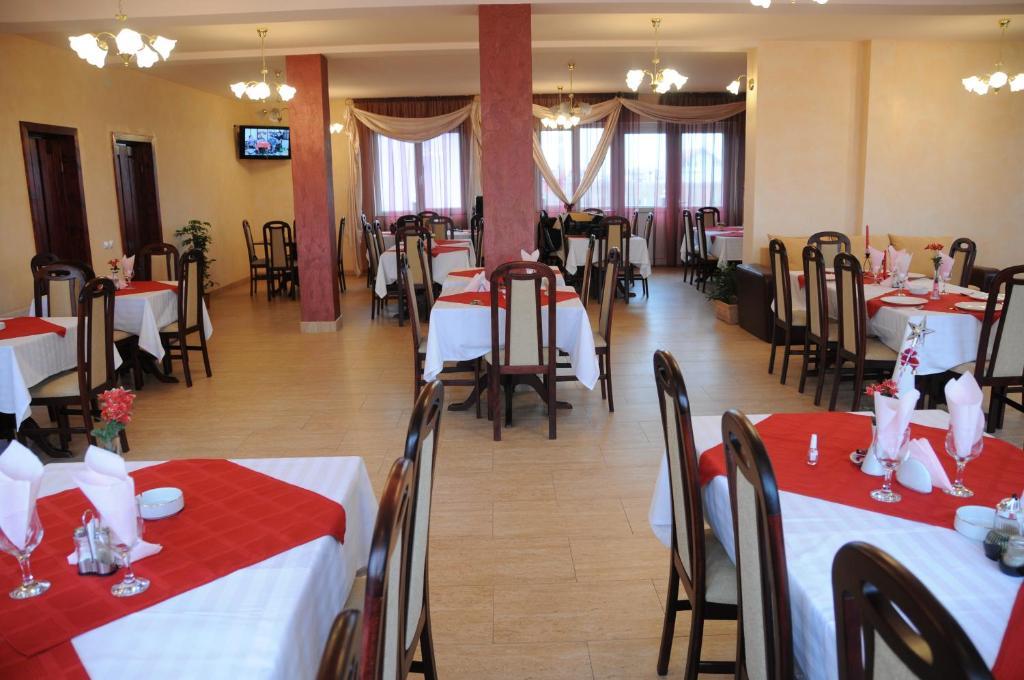 Pension Rozeclas Oradea Exterior photo